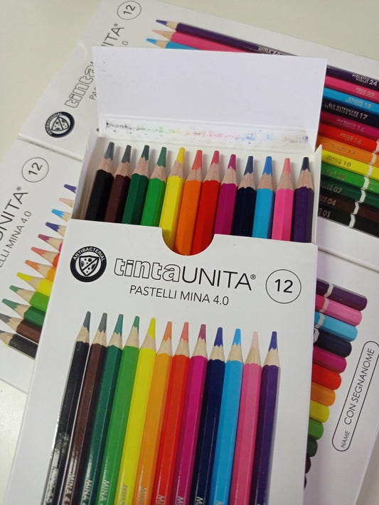 Astuccio sagomato Young People Kids + 12 Pastelli